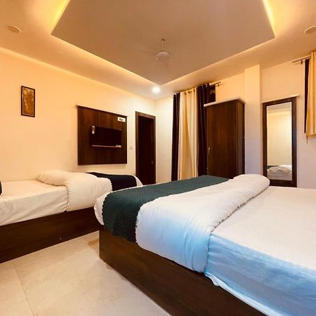 Wooibhotels The Divine Ganga Haridwar Bagian luar foto