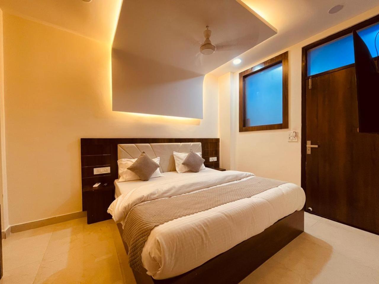 Wooibhotels The Divine Ganga Haridwar Bagian luar foto