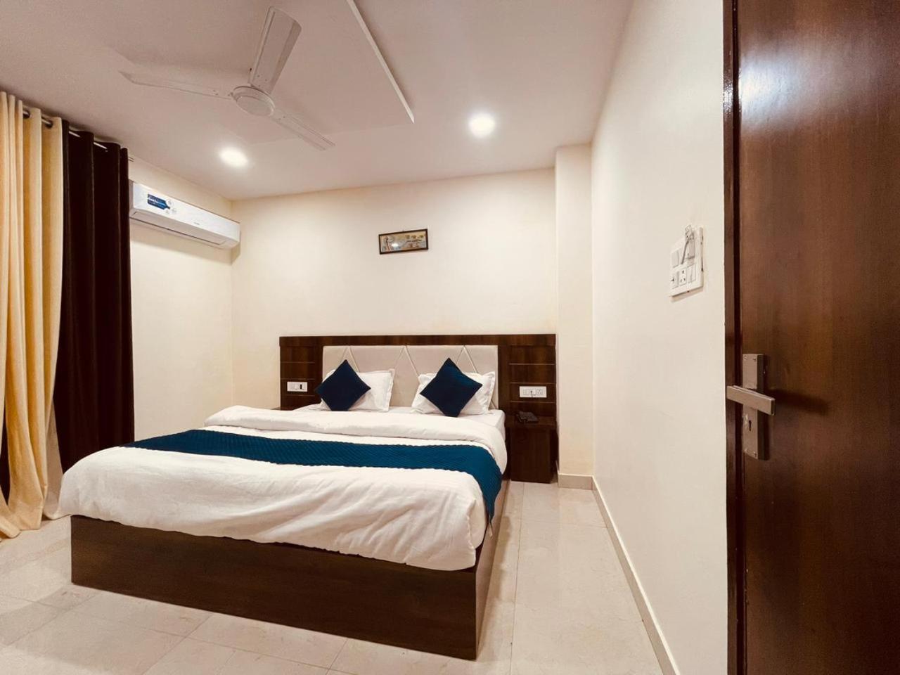 Wooibhotels The Divine Ganga Haridwar Bagian luar foto