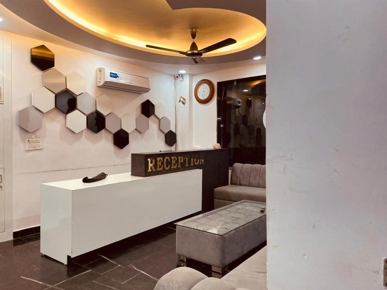 Wooibhotels The Divine Ganga Haridwar Bagian luar foto